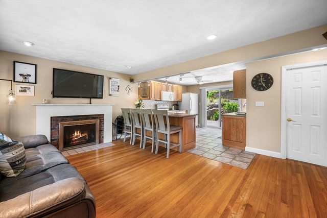 74 Harris Rd, Lynn, MA 01904