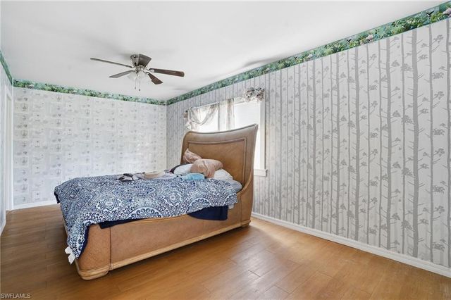 2405 Zoysia LN, North Fort Myers, FL 33917