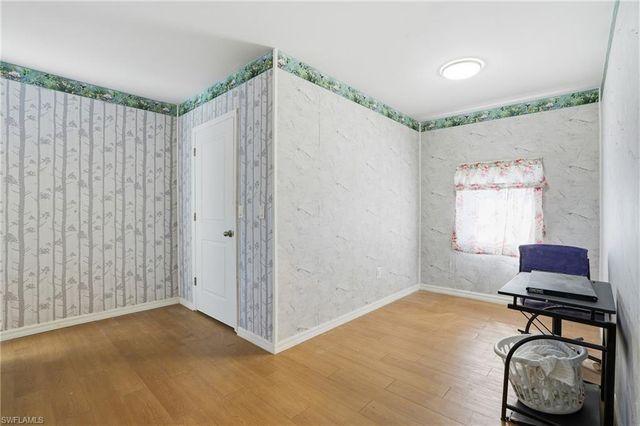 2405 Zoysia LN, North Fort Myers, FL 33917