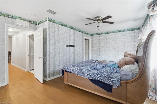 2405 Zoysia LN, North Fort Myers, FL 33917