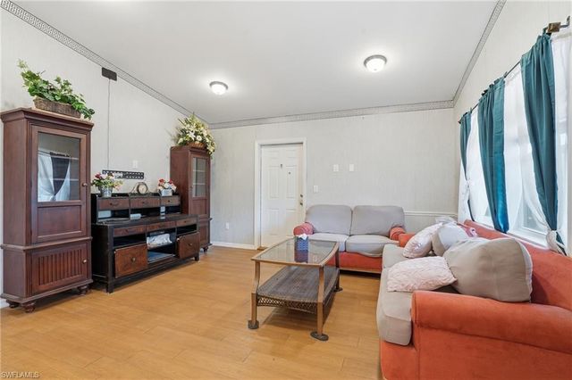 2405 Zoysia LN, North Fort Myers, FL 33917