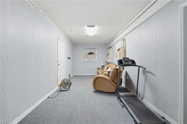 2405 Zoysia LN, North Fort Myers, FL 33917