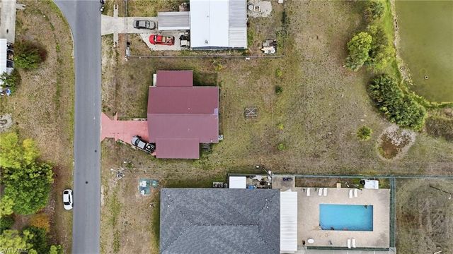 2405 Zoysia LN, North Fort Myers, FL 33917