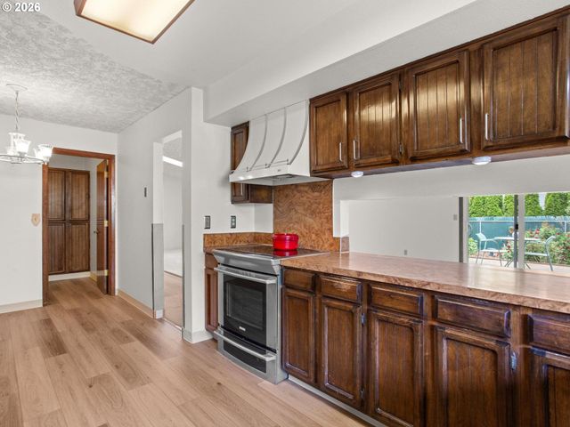 1614 Se 125TH Ave, Vancouver, WA 98683