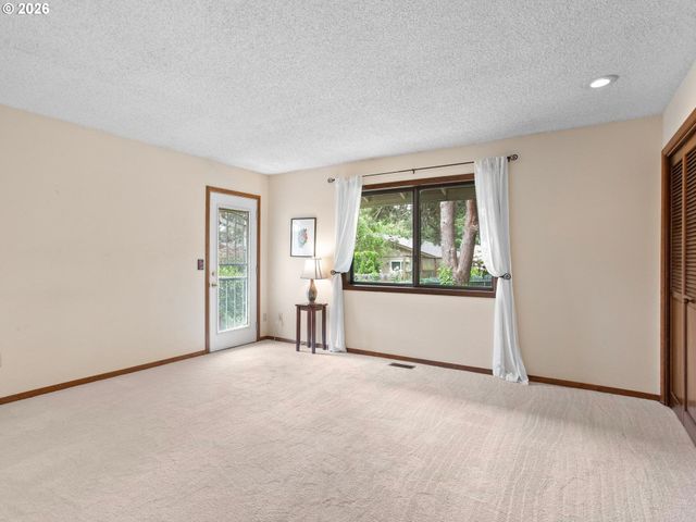 1614 Se 125TH Ave, Vancouver, WA 98683