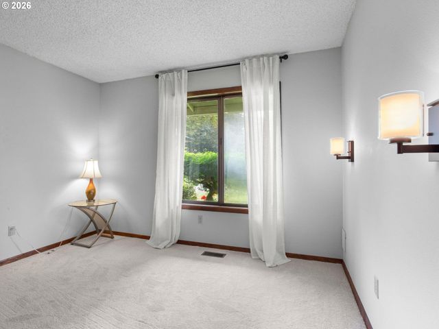 1614 Se 125TH Ave, Vancouver, WA 98683