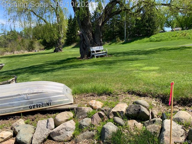 2400 S Baldwin Road, Orion Charter Township, MI 48360
