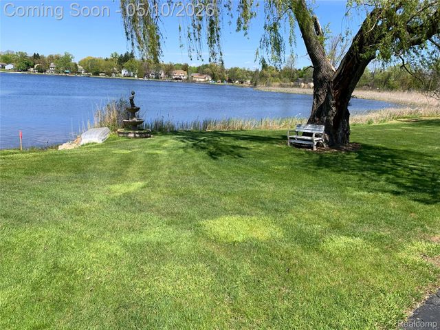 2400 S Baldwin Road, Orion Charter Township, MI 48360