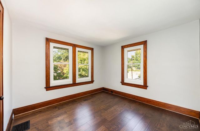 1944 Rockland Avenue, Cincinnati, OH 45230