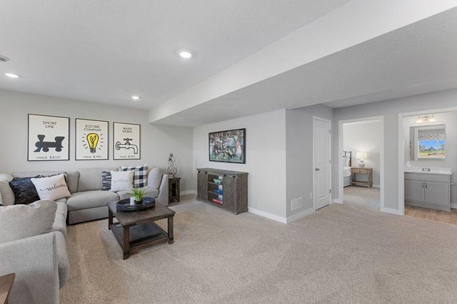 7401 Imperial Way, Elko New Market, MN 55020