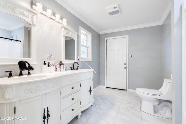 108 Saint Margarite Street, Lafayette, LA 70501