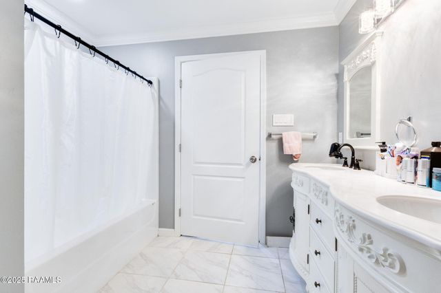 108 Saint Margarite Street, Lafayette, LA 70501