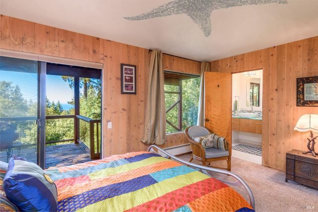 38120 Ocean Ridge Dr, Gualala, CA 95445