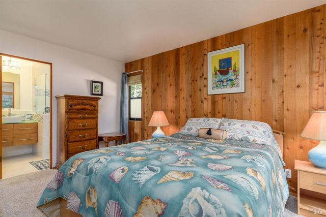 38120 Ocean Ridge Dr, Gualala, CA 95445