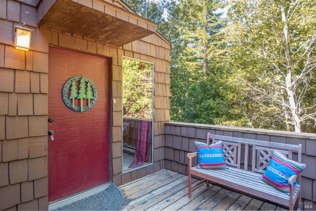 38120 Ocean Ridge Dr, Gualala, CA 95445