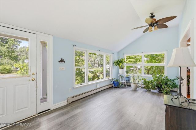 510 Lakeside Drive N, Forked River, NJ 08731