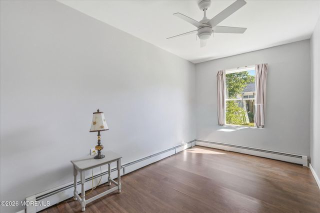 510 Lakeside Drive N, Forked River, NJ 08731