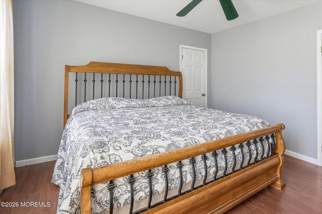 510 Lakeside Drive N, Forked River, NJ 08731