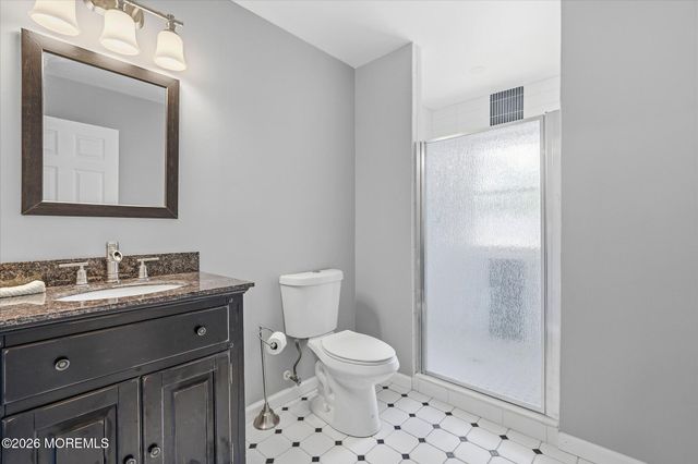 510 Lakeside Drive N, Forked River, NJ 08731