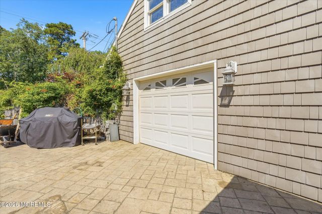 510 Lakeside Drive N, Forked River, NJ 08731