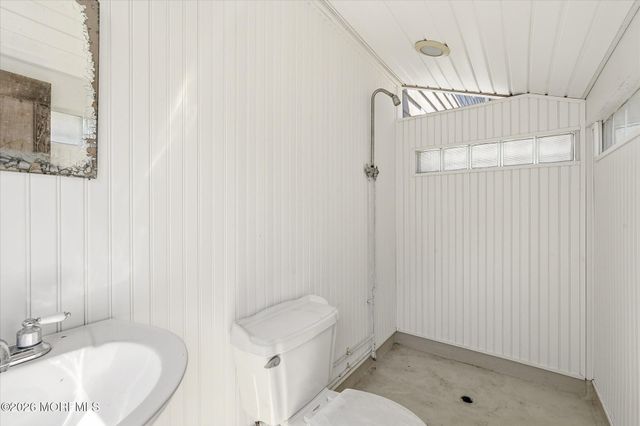 510 Lakeside Drive N, Forked River, NJ 08731