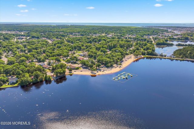 510 Lakeside Drive N, Forked River, NJ 08731