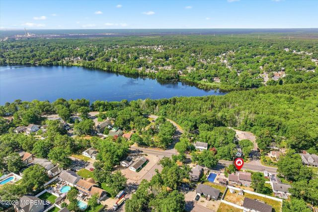 510 Lakeside Drive N, Forked River, NJ 08731