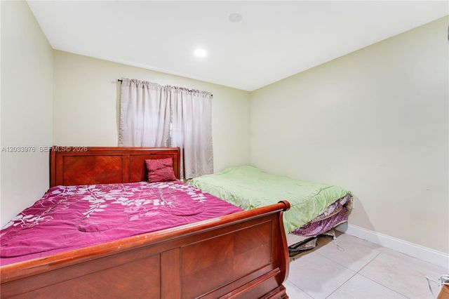 1243 NW 42nd St, Miami, FL 33142