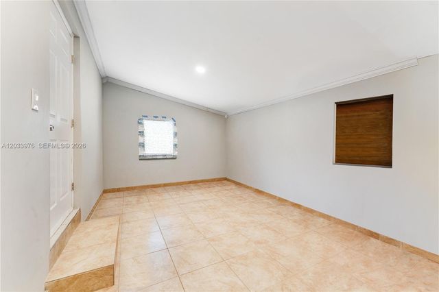 1243 NW 42nd St, Miami, FL 33142