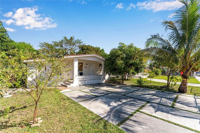 1243 NW 42nd St, Miami, FL 33142
