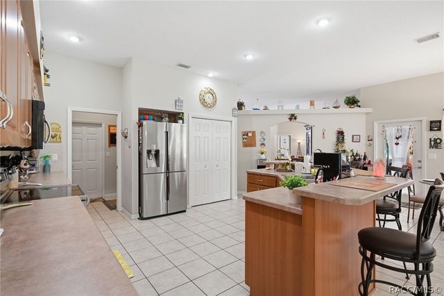 2587 W Angola Drive, Beverly Hills, FL 34465