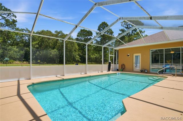 2587 W Angola Drive, Beverly Hills, FL 34465