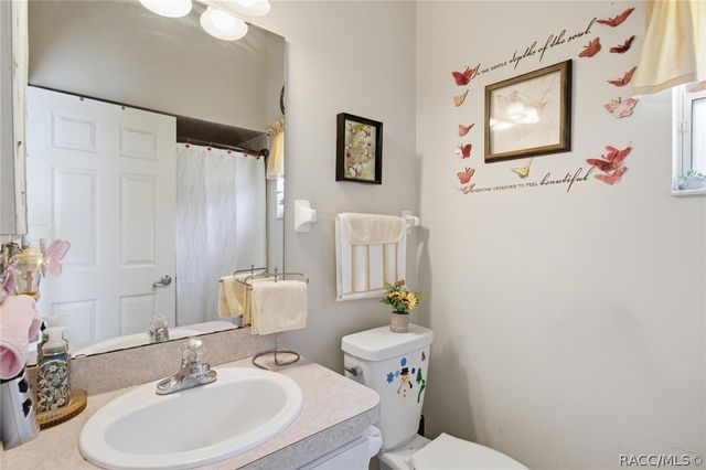 2587 W Angola Drive, Beverly Hills, FL 34465
