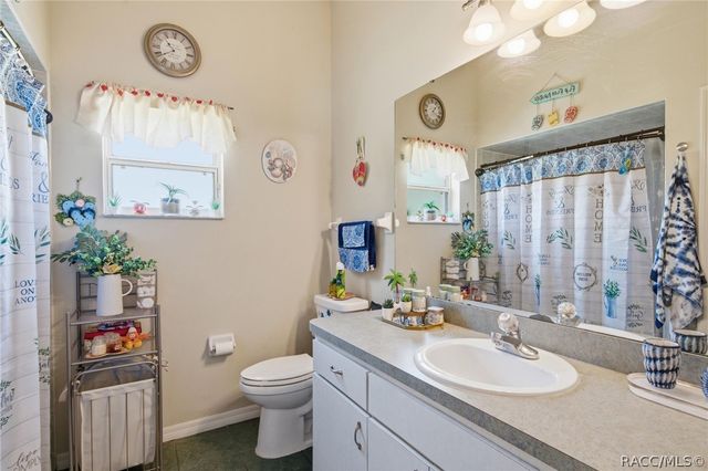 2587 W Angola Drive, Beverly Hills, FL 34465
