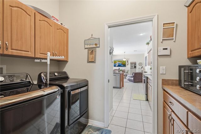 2587 W Angola Drive, Beverly Hills, FL 34465