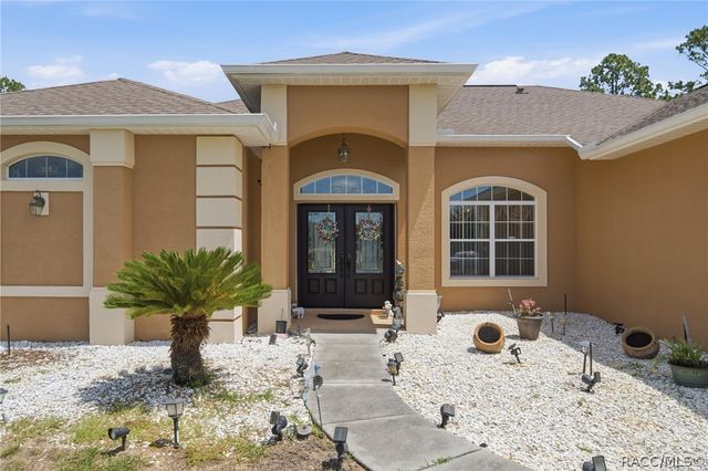 2587 W Angola Drive, Beverly Hills, FL 34465
