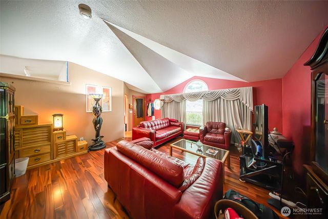 19308 8th Street E, Spanaway, WA 09387