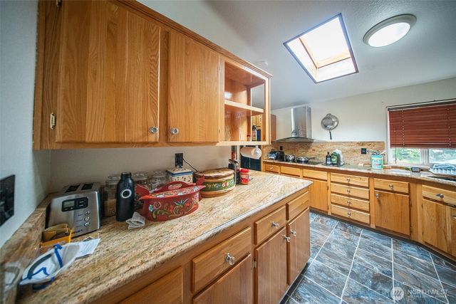 19308 8th Street E, Spanaway, WA 09387