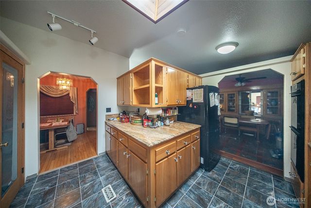19308 8th Street E, Spanaway, WA 09387