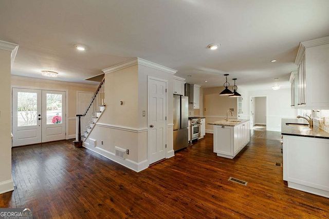 301 Skyline Parkway, Athens, GA 30606