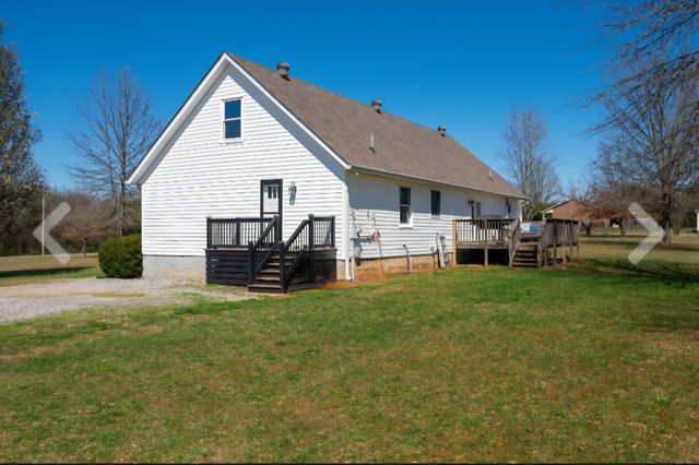 3380 W Trimble Rd, Milton, TN 37118