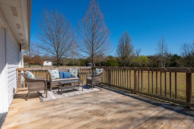 3380 W Trimble Rd, Milton, TN 37118