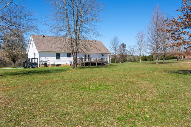 3380 W Trimble Rd, Milton, TN 37118