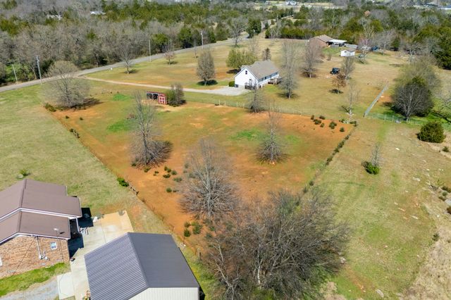 3380 W Trimble Rd, Milton, TN 37118