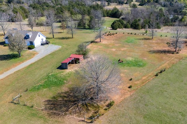 3380 W Trimble Rd, Milton, TN 37118