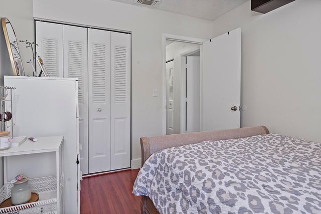 1177 NW 98th Terrace 132, Pembroke Pines, FL 33024