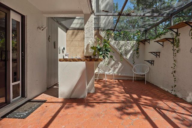 1177 NW 98th Terrace 132, Pembroke Pines, FL 33024