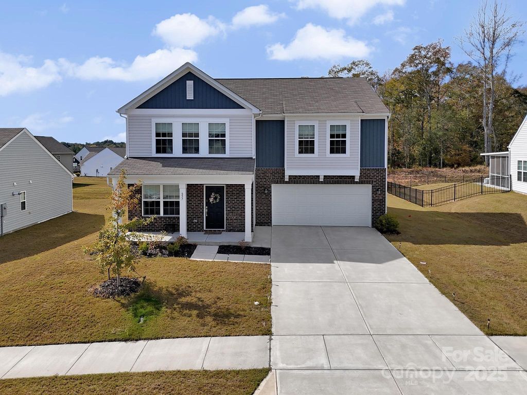 657 Mile Creek Road, Edgemoor, SC 29712