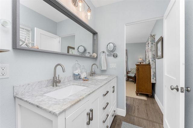 501 CANAL WAY, Nokomis, FL 34275