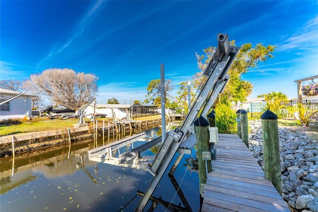 501 CANAL WAY, Nokomis, FL 34275